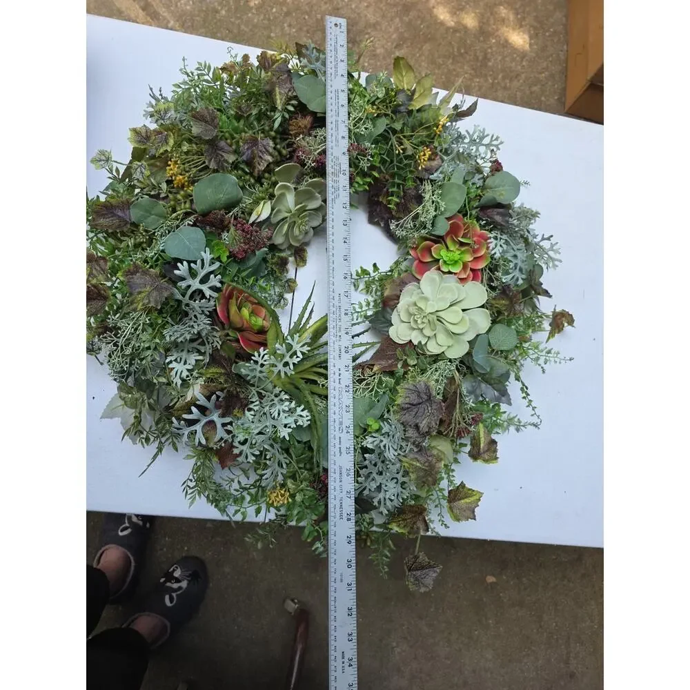 Succulent Green Wreath Eucalyptus 30
